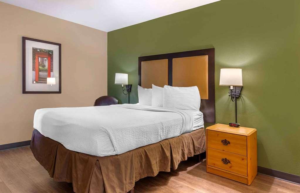 Extended Stay America Suites - Boston - Westborough - Computer Dr Room photo