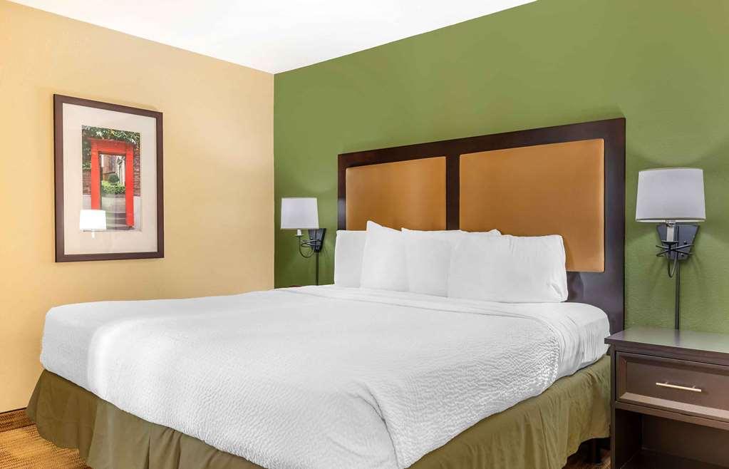 Extended Stay America Suites - Boston - Westborough - Computer Dr Room photo