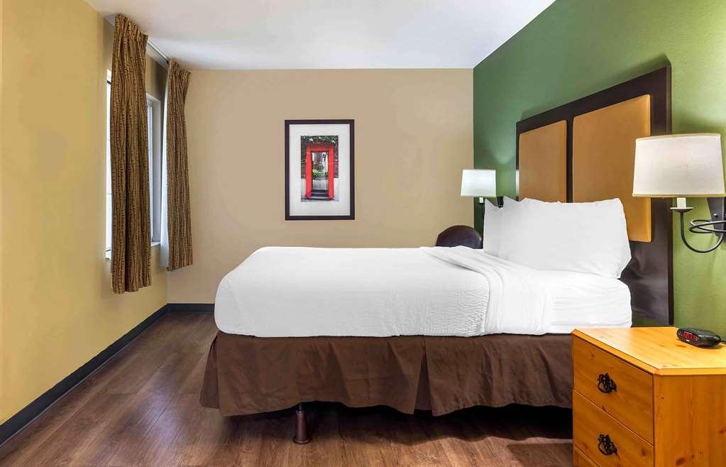 Extended Stay America Suites - Boston - Westborough - Computer Dr Room photo